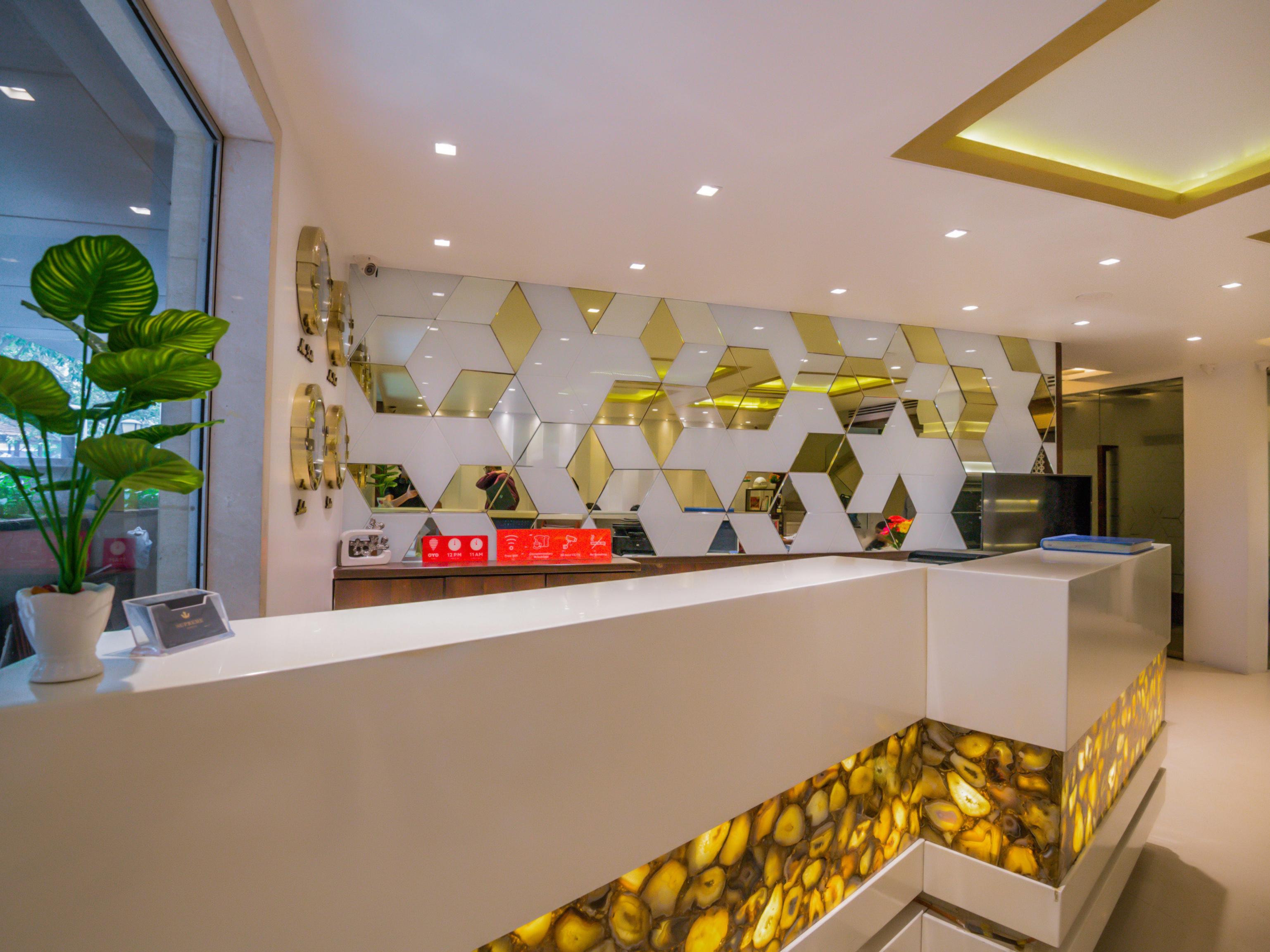 Hotel Oyo Flagship 18252 Supreme Cuffe Parade Mumbai