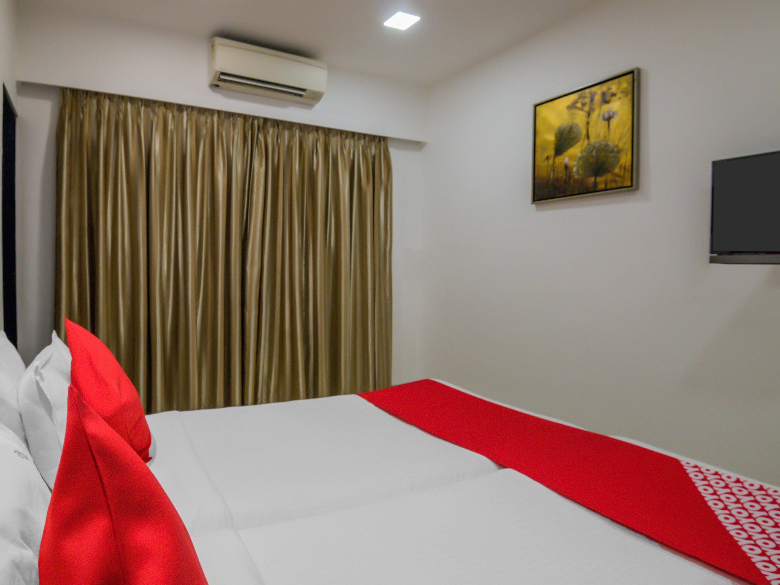 Oyo Flagship 18252 Supreme Cuffe Parade Hotel 3*