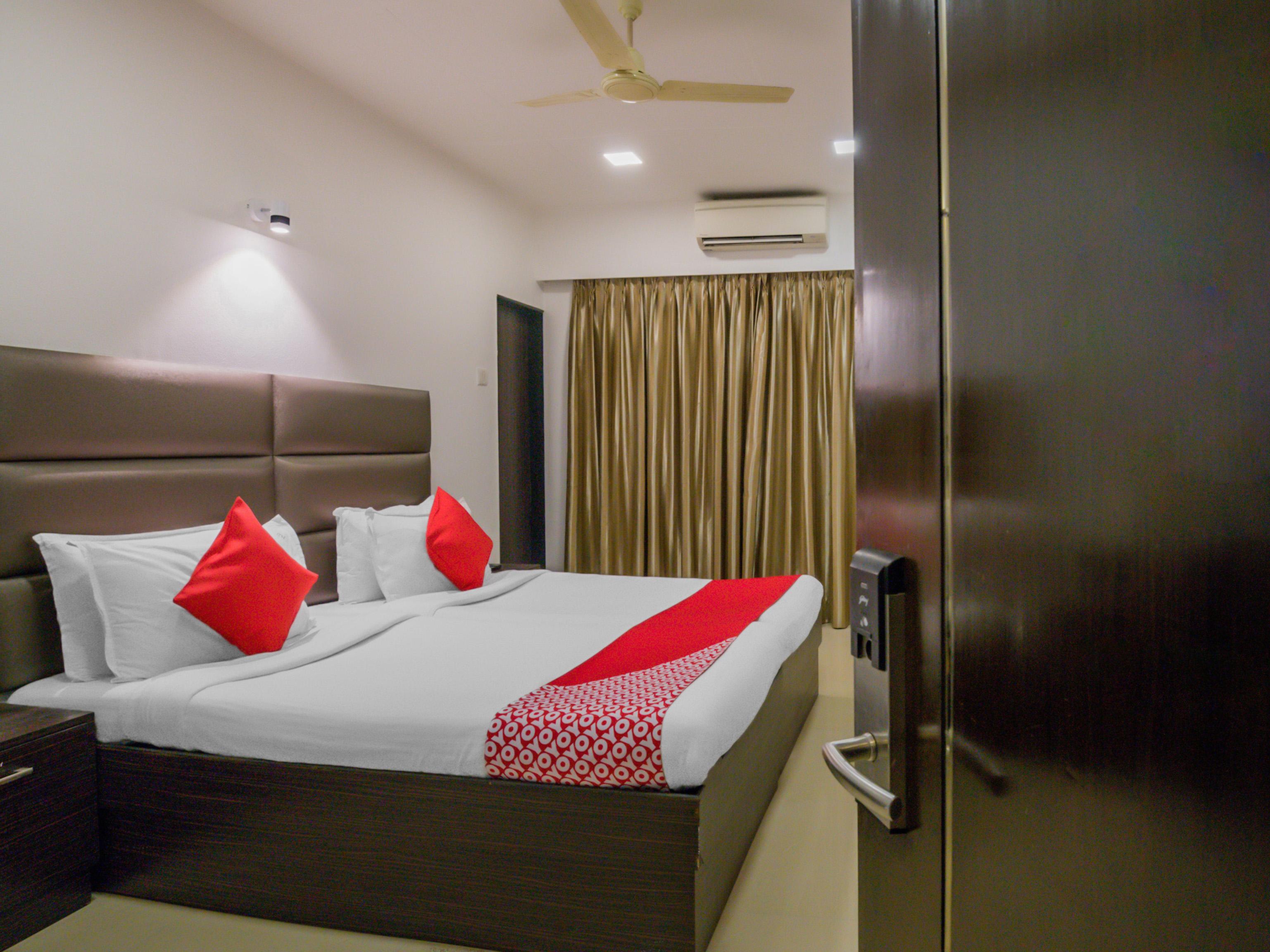 Oyo Flagship 18252 Supreme Cuffe Parade Mumbai