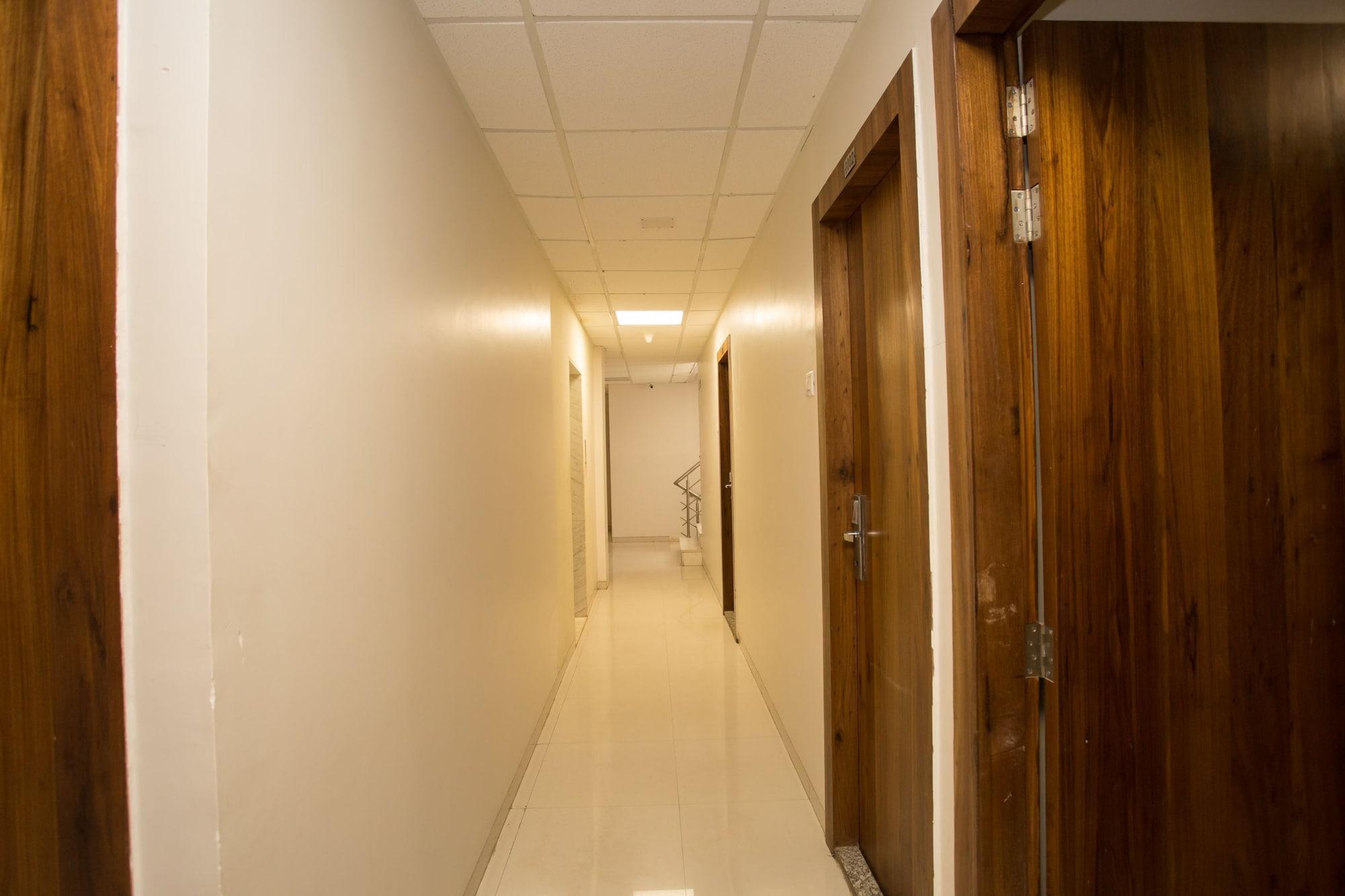 Fabhotel Address 3* Mumbai