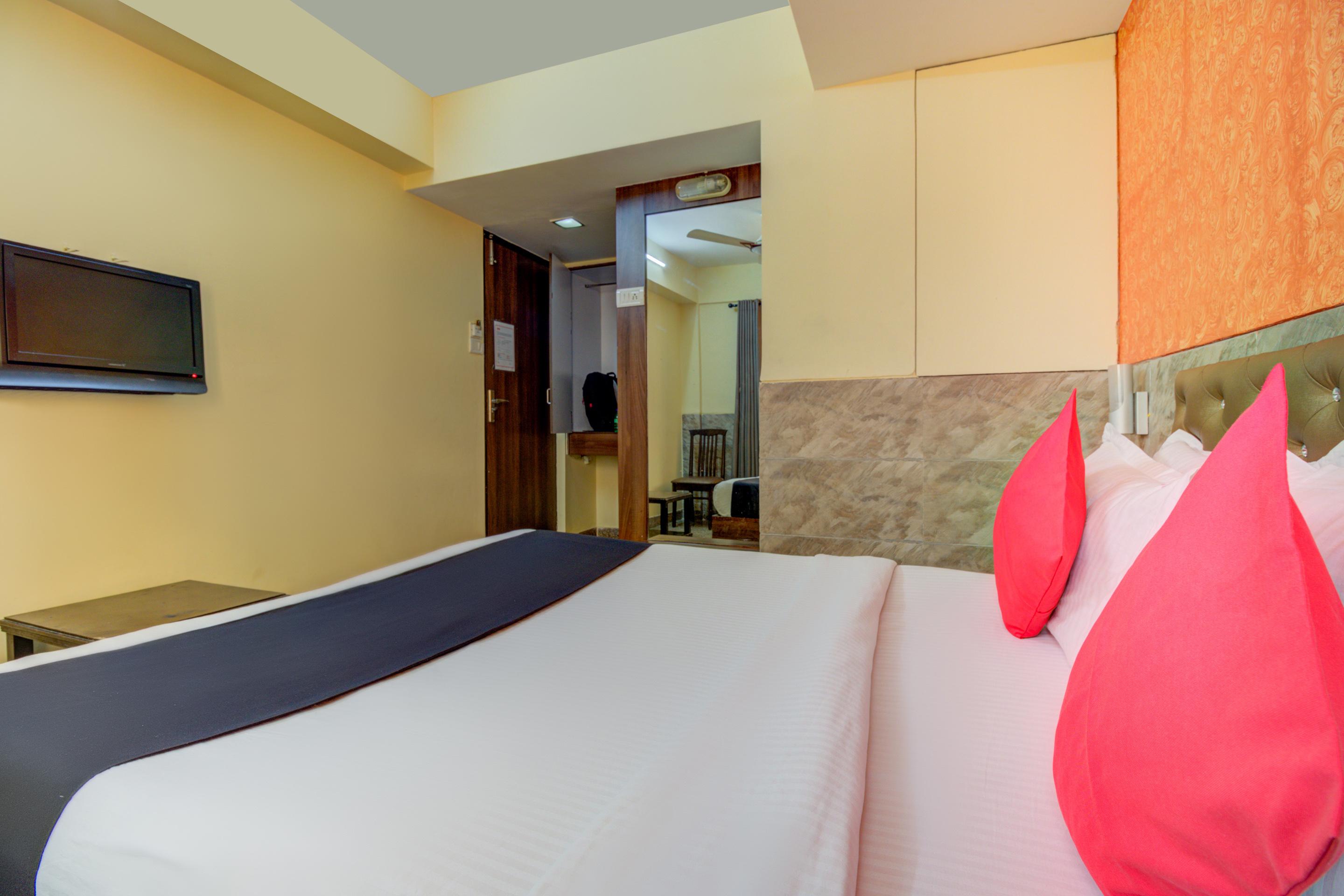 Hotel Oyo 8850 J K Regency 2*