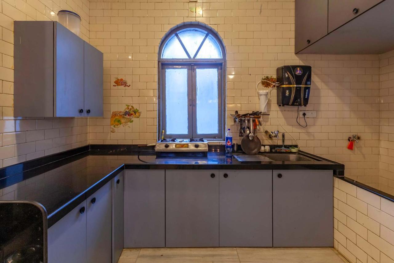 Villa Grey Mosaics By Stayvista - Mountain-view In Vasai With Pool, Spacious Lawn & Terrace