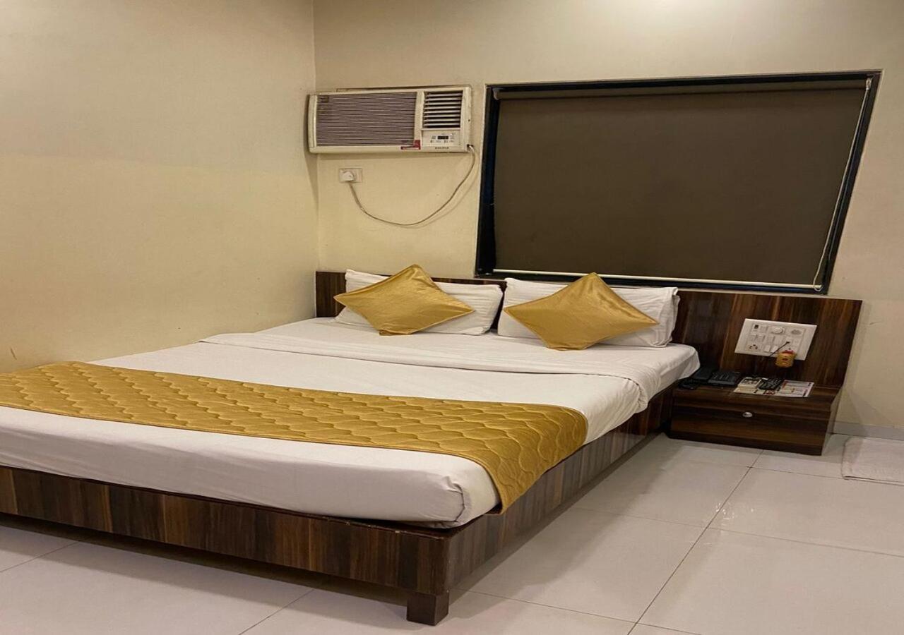 Hotel Garden Park - Near Trade Centre, Visa Consulate