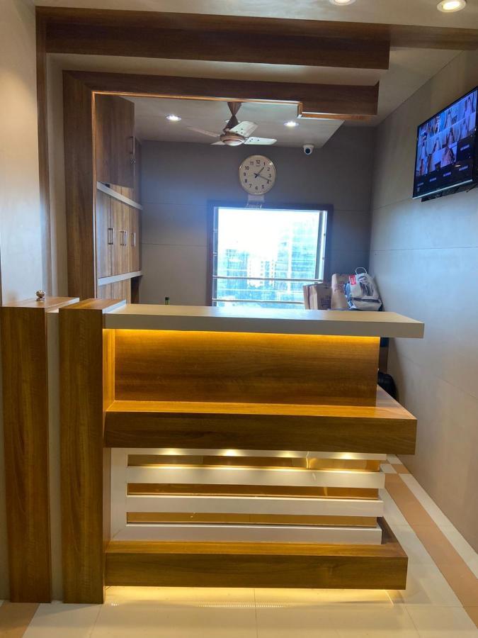 Bkc Crown - Near Trade Centre, Visa Consulate 3*