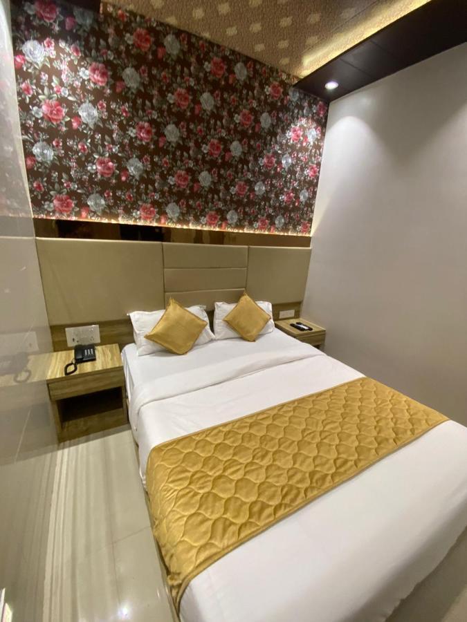Bkc Crown - Near Trade Centre, Visa Consulate Hotel 3*