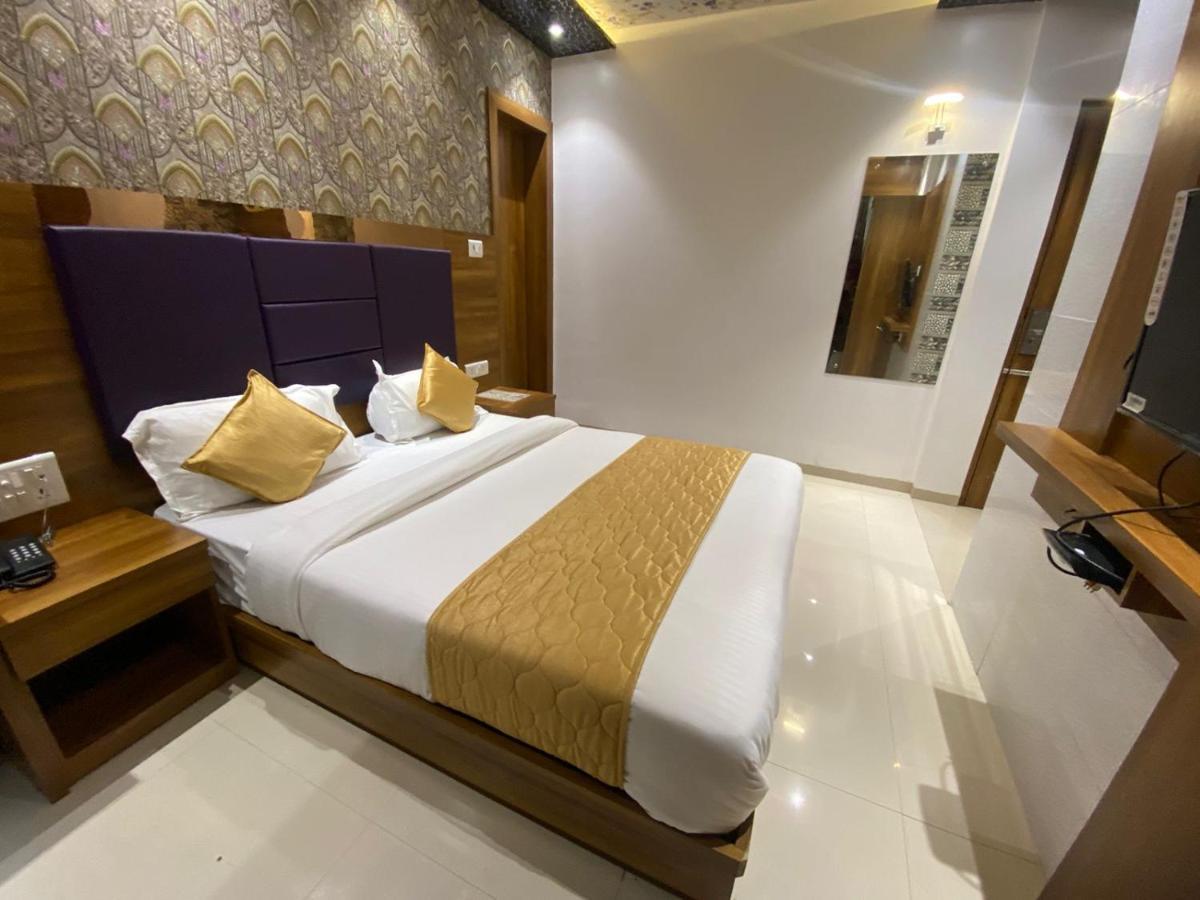 Hotel Bkc Crown - Near Trade Centre, Visa Consulate 3*