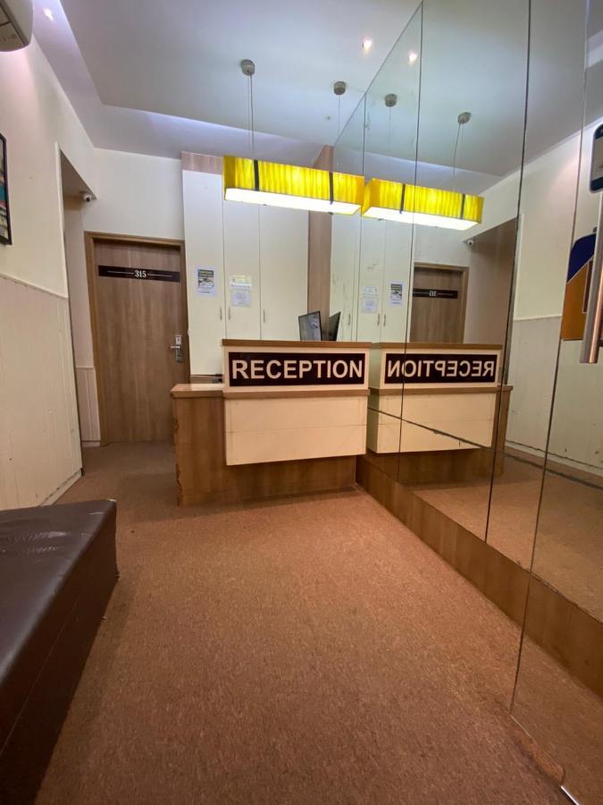 Airport Prime -near International Airport Andheri East