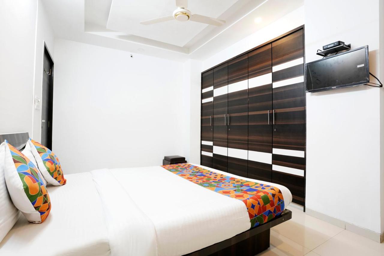 Fabhotel Shree Balaji Hotel