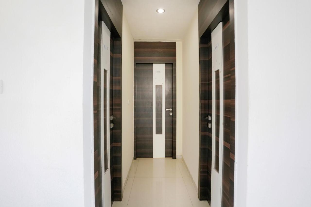 Hotel Fabhotel Shree Balaji