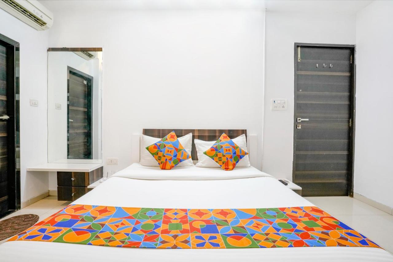 Hotel Fabhotel Shree Balaji 3*