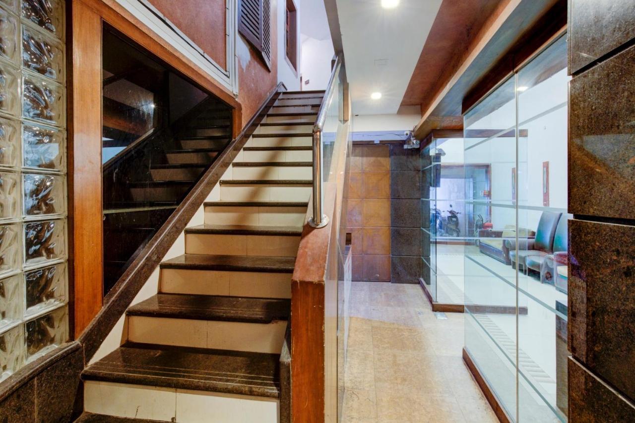 Hotel Capital O 77295 Bansidhar Bhuvan