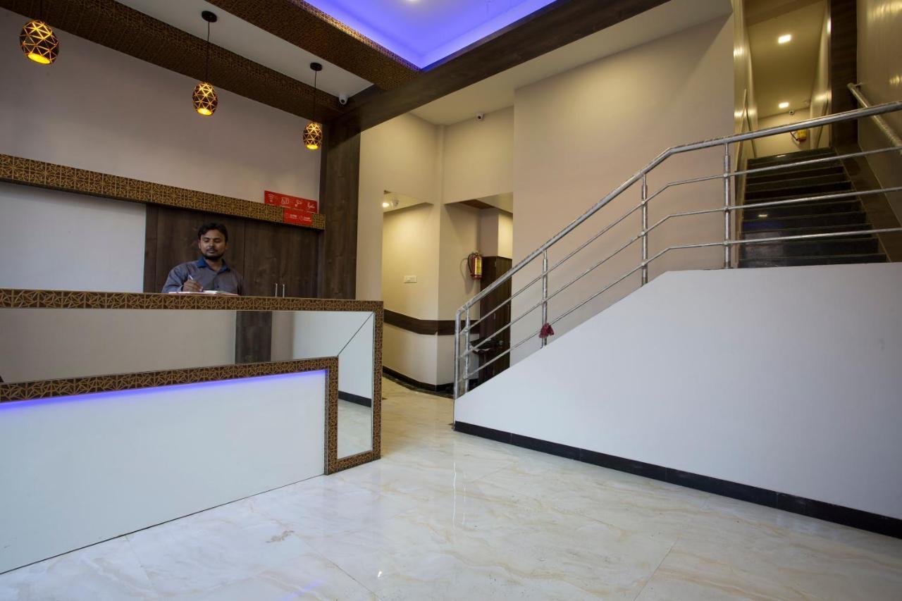 Hotel Oyo Blue Sapphire Residency Near Chhatrapati Shivaji International Airport 3*