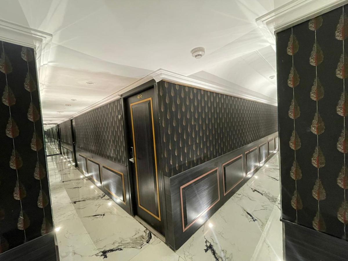 Gulf Mumbai- The Boutique Colaba