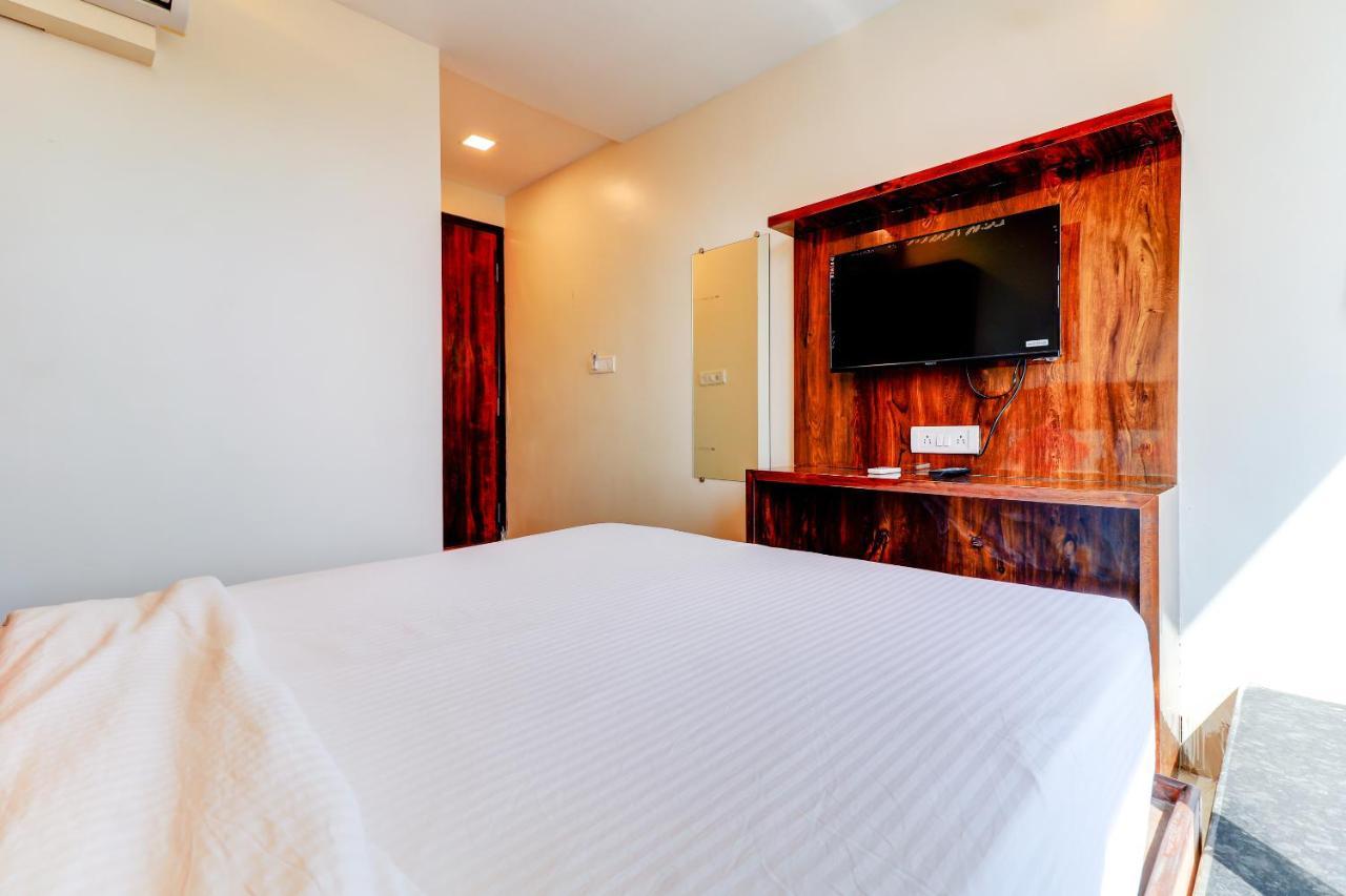 Hotel Prime Inn, Andheri West - Near International Airport 3*