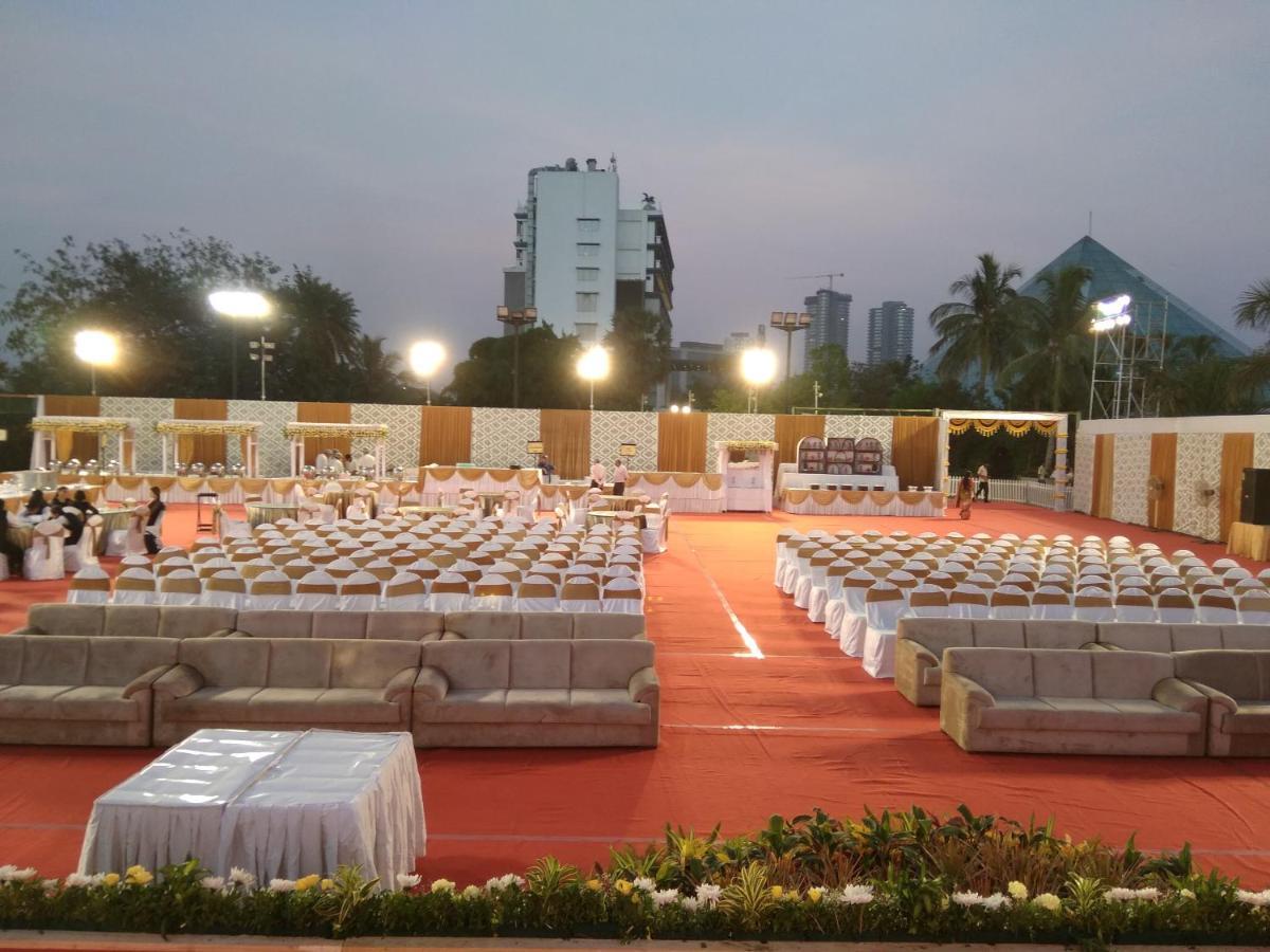 Resort Muza Hotels At Eskay Resorts Mumbai