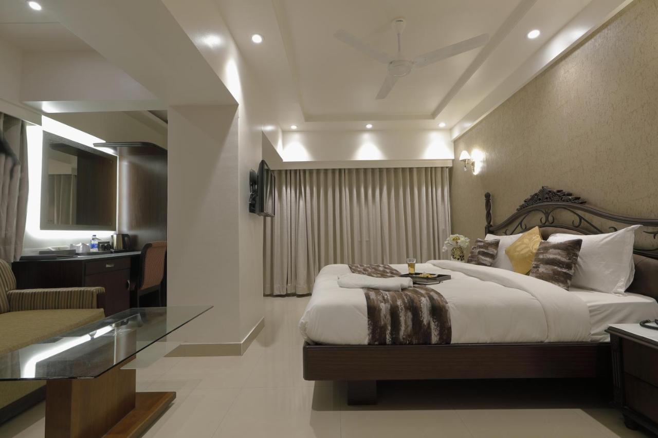 Hotel Ariana Residency 4*