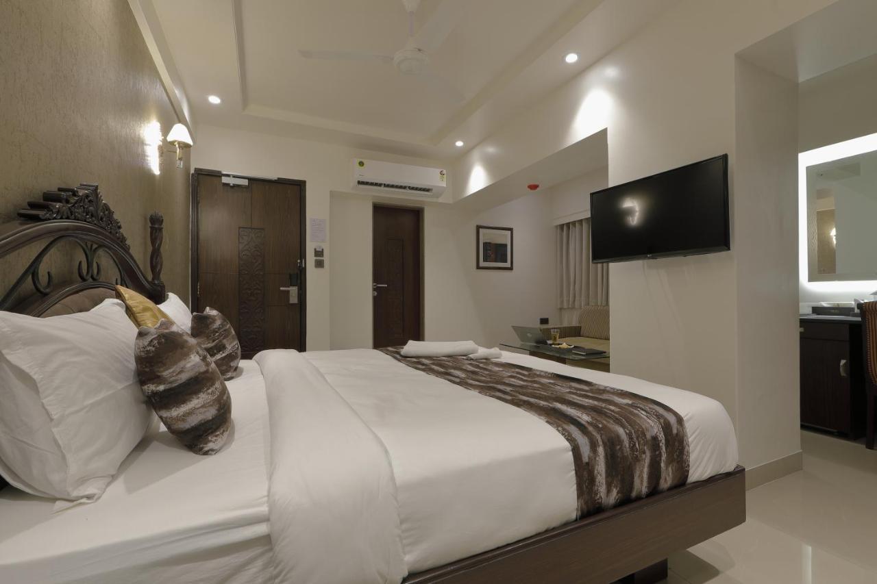 Hotel Ariana Residency Mumbai