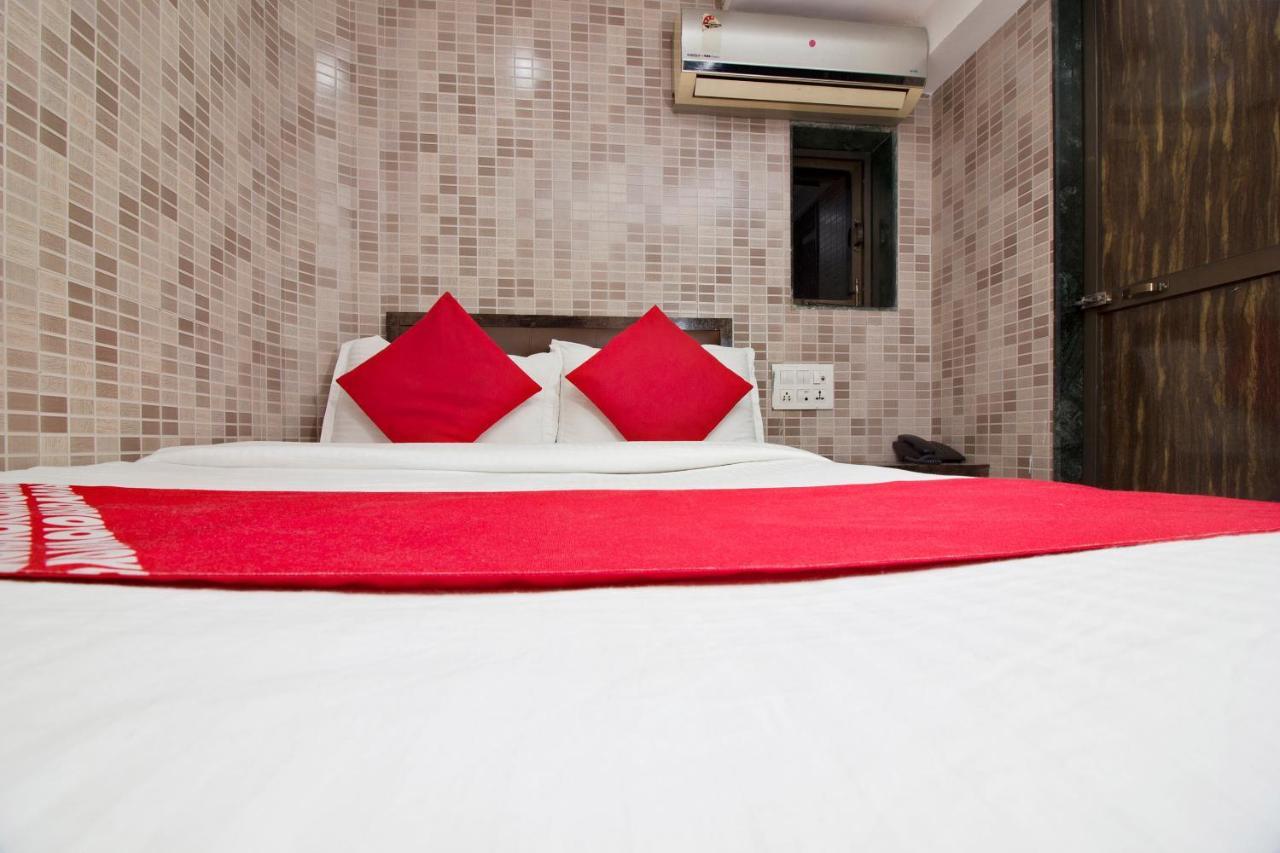 Hotel Oyo 6312 Paris Residency