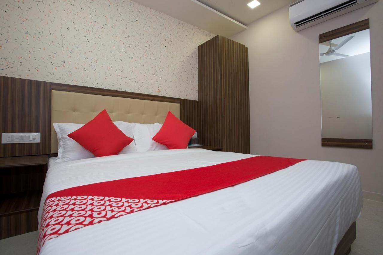 Oyo Blue Sapphire Residency Near Chhatrapati Shivaji International Airport Hotel