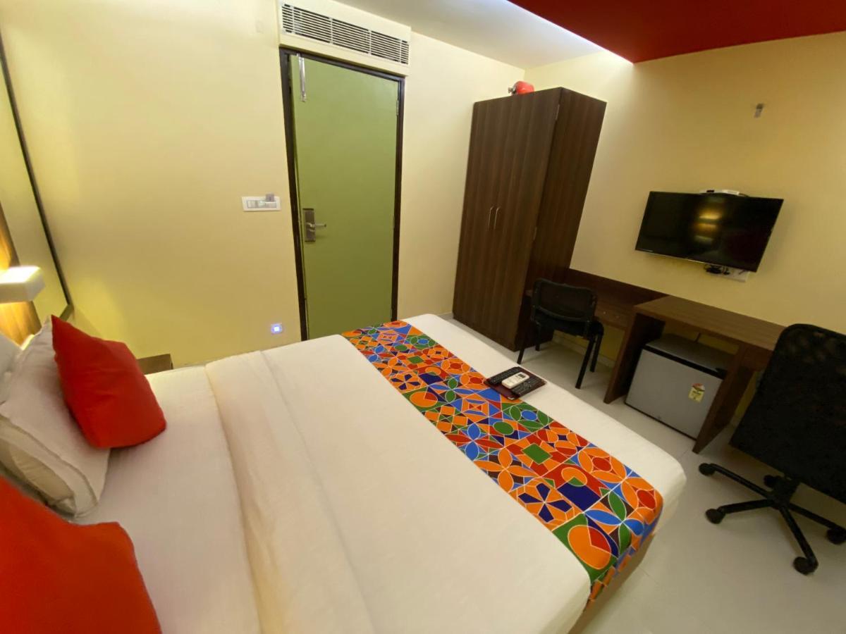 Regal International - Near International Airport Andheri East Hotel Mumbai