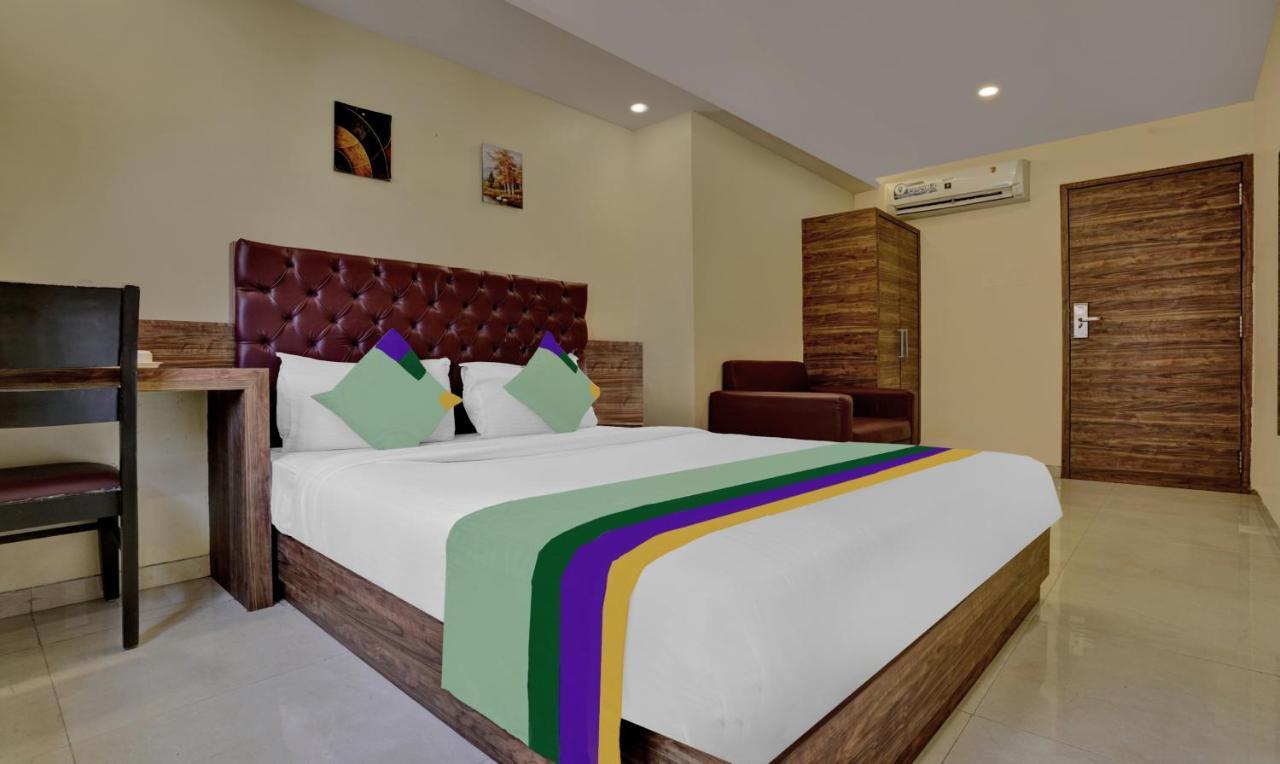 Treebo Trend Elegant Cst Hotel Mumbai