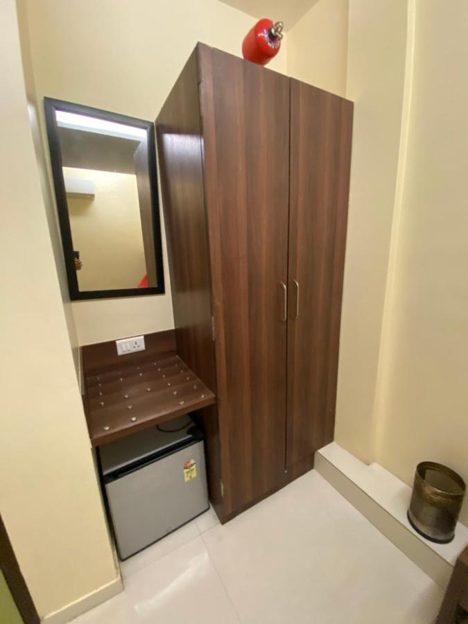 Hotel Regal International - Near International Airport Andheri East Mumbai