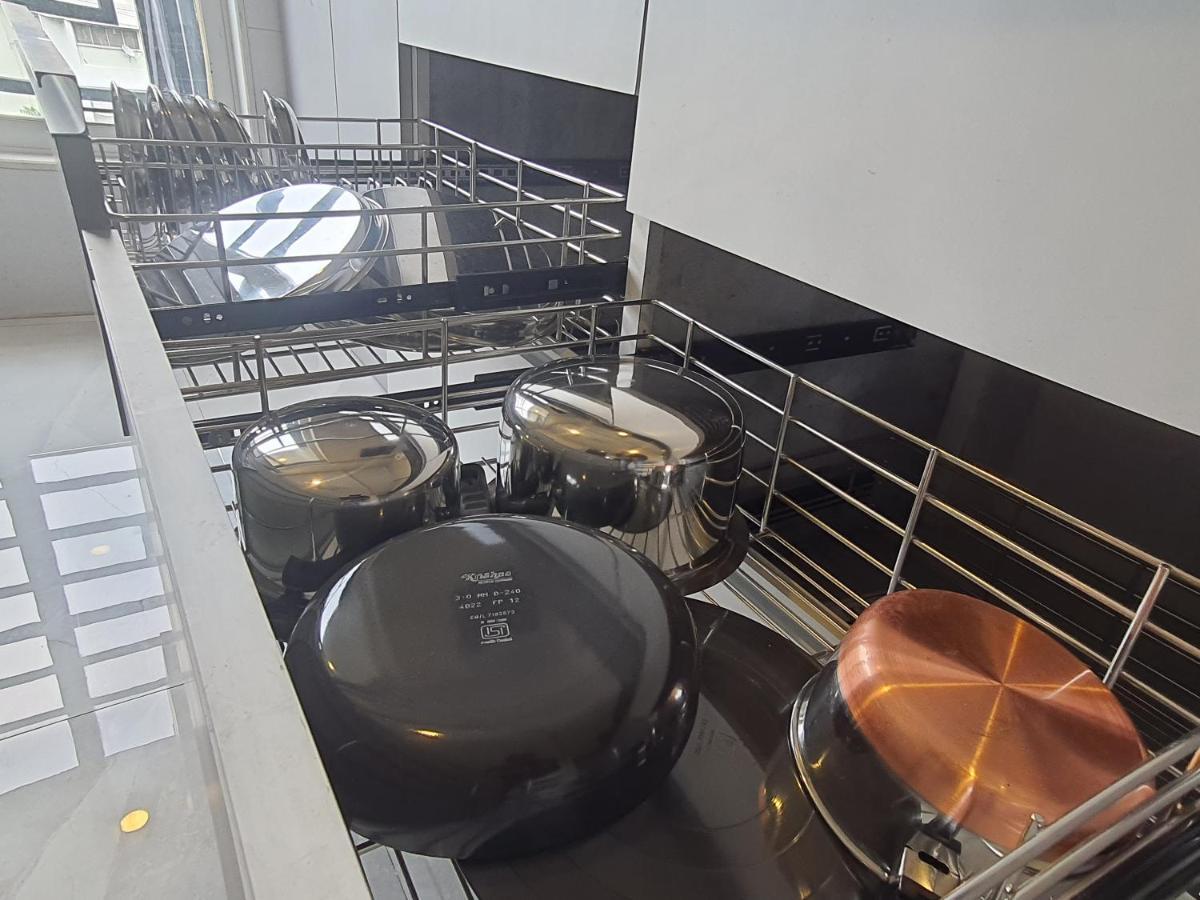 Osi Andheri East Apartment Mumbai