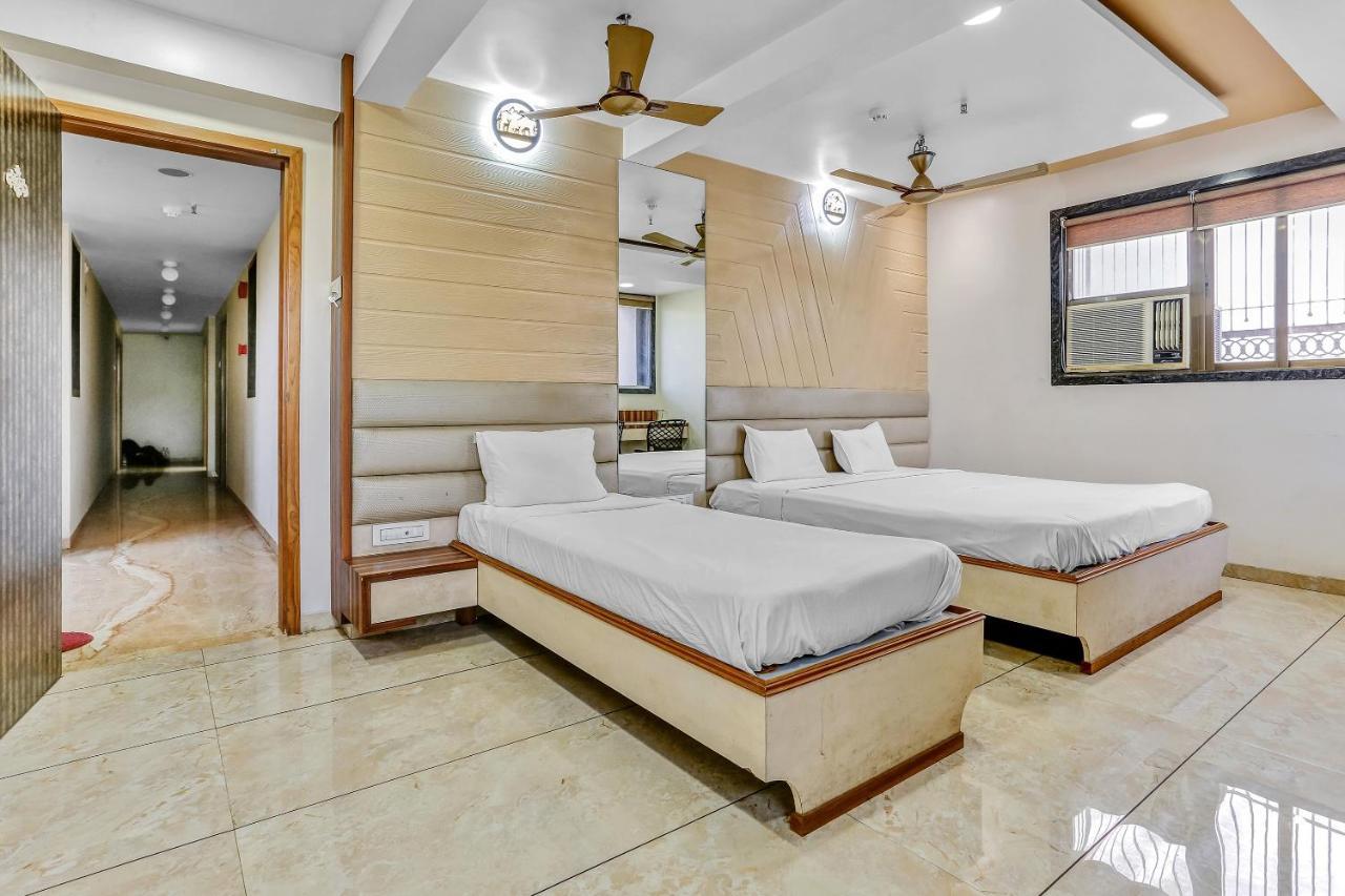 Hotel Capital O 84079 Falcon