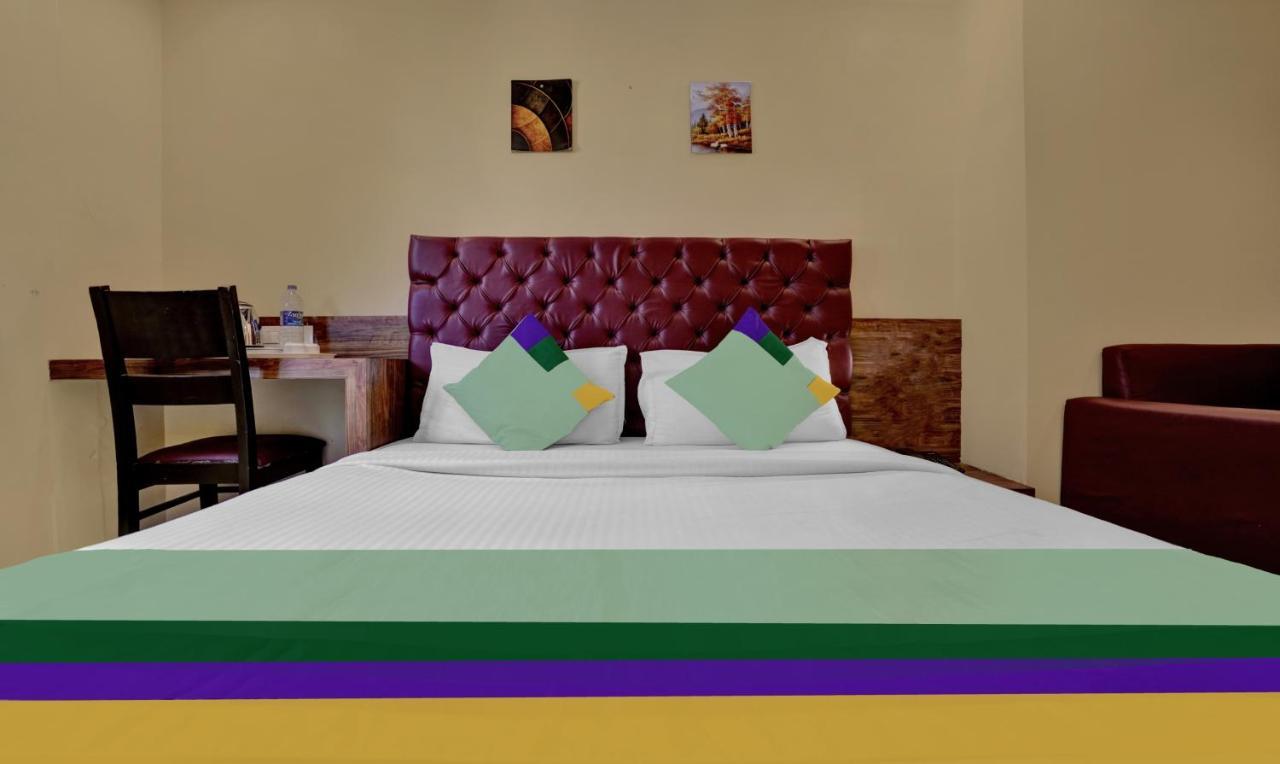 Hotel Treebo Trend Elegant Cst 3*