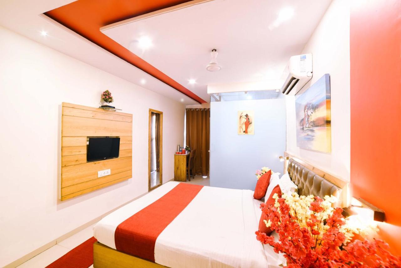 Hotel Grandeur-near International Airport Mumbai