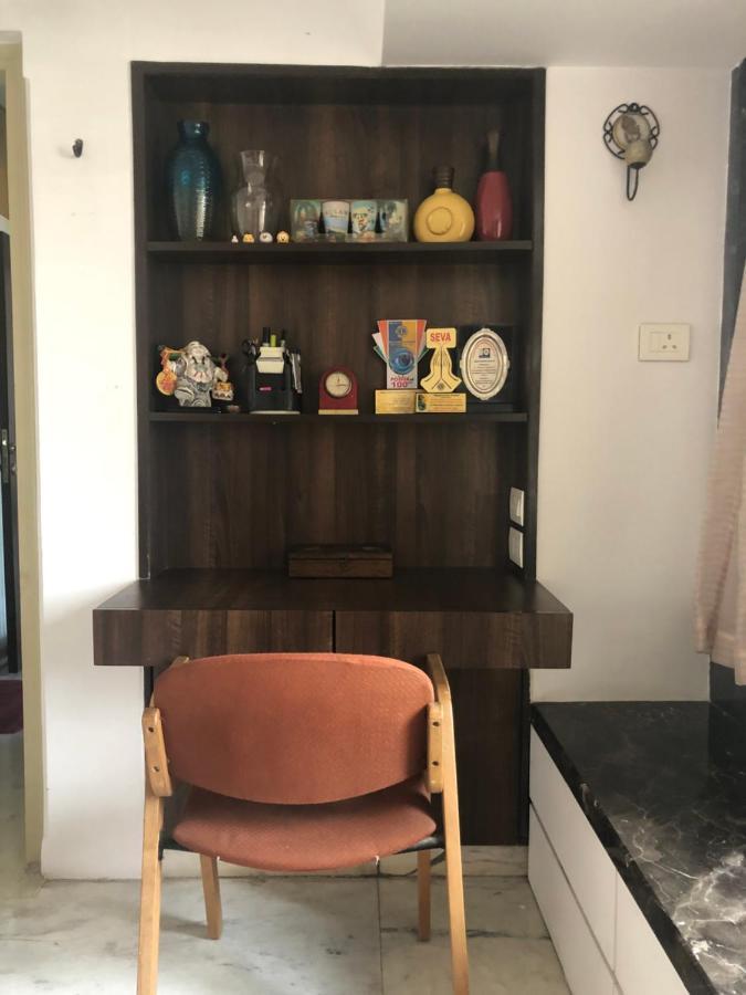 Luxurious Cozy 1 King Bed With Free Parking Mumbai