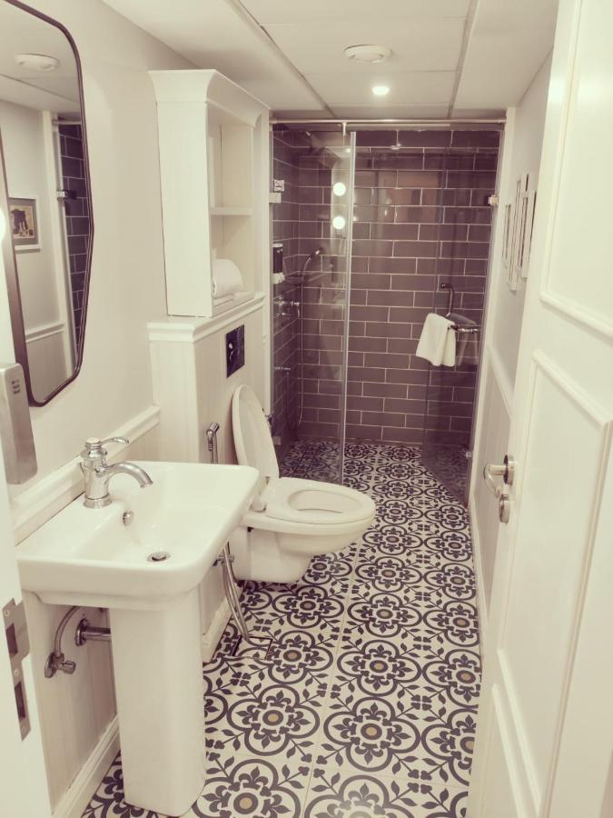 T24 Retro Hotel 4*
