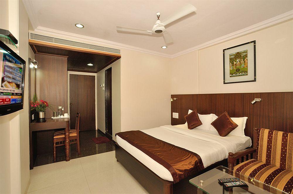 Fabhotel On Time Andheri East Mumbai