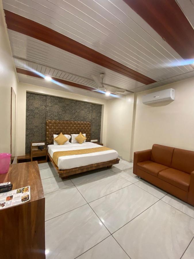 Hotel Pearl View - Near Us Embassy Bkc Mumbai