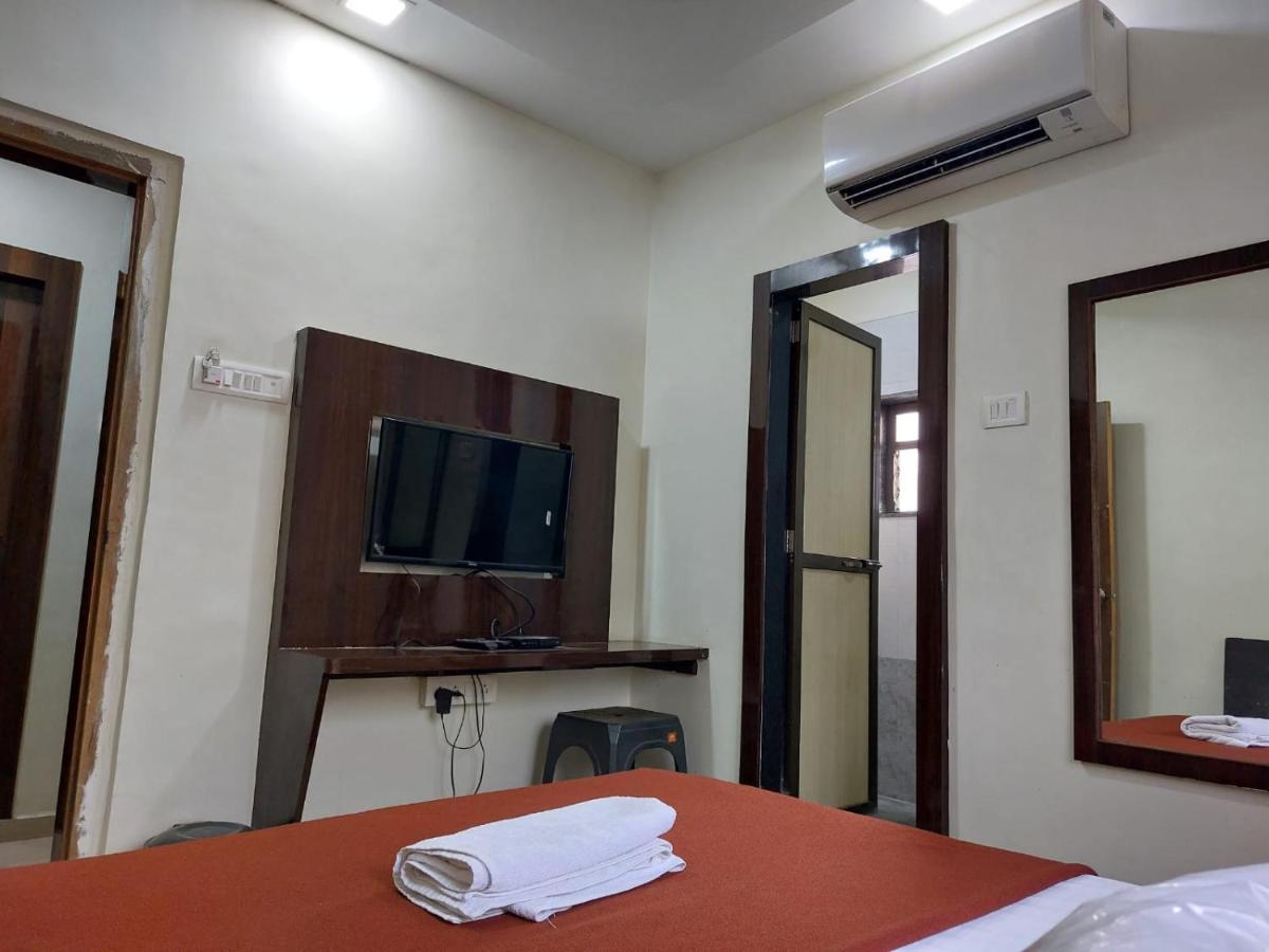 Taqdeer Residency Guest house Mumbai