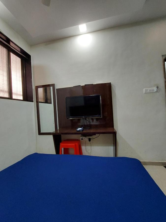 Taqdeer Residency Guest house Mumbai