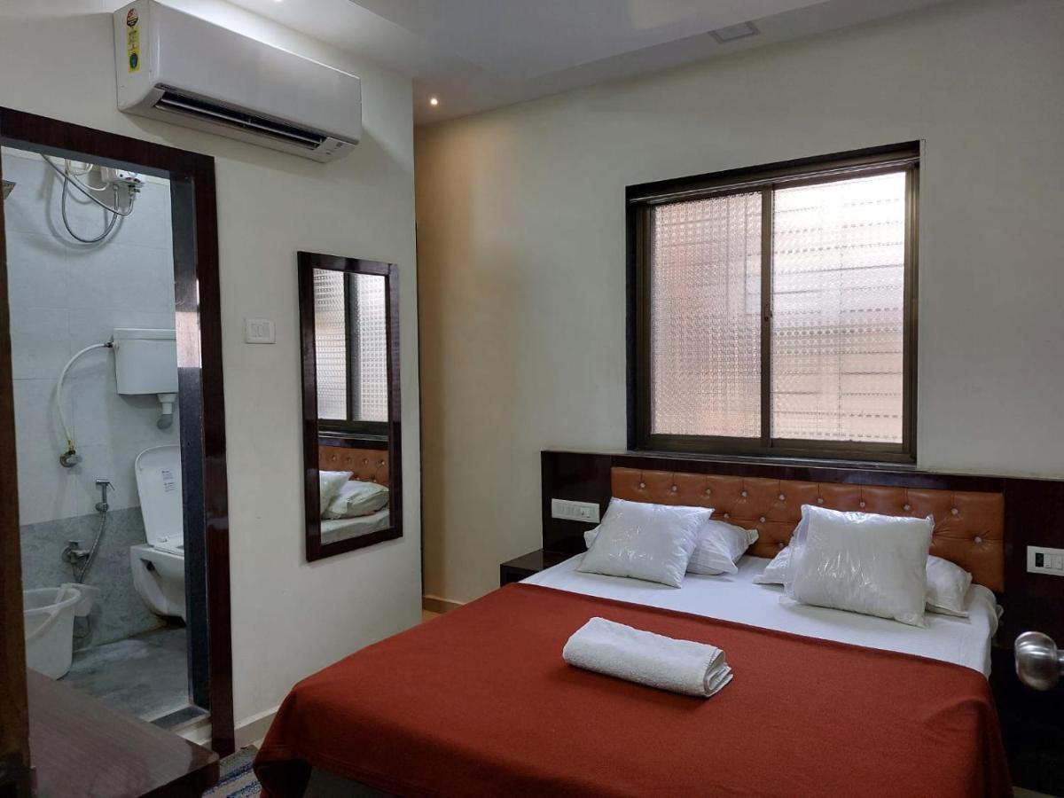 Taqdeer Residency Guest house *