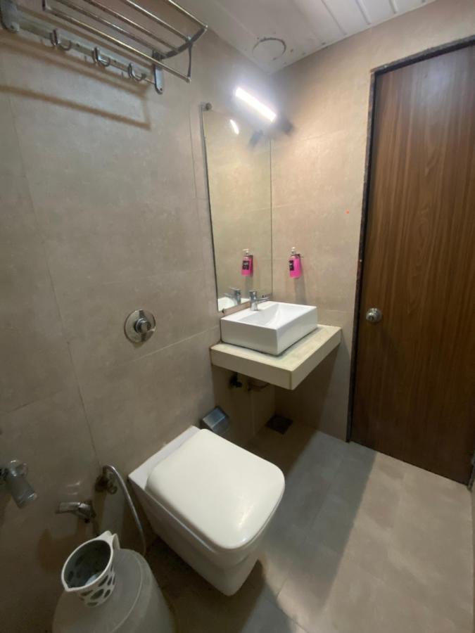 Pearl's Bkc Inn- Near Trade Centre, Visa Consulate 3* Mumbai