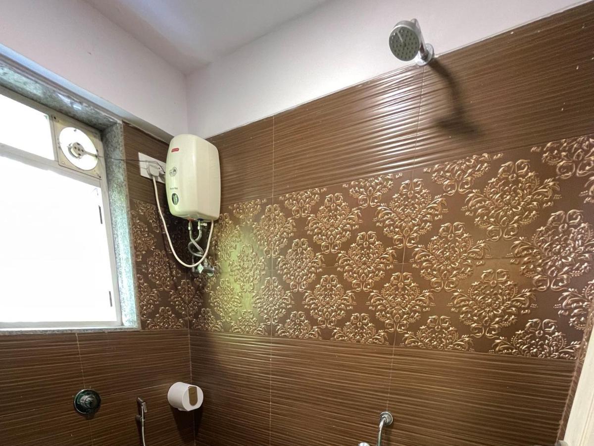 Osi Bandra West * Mumbai