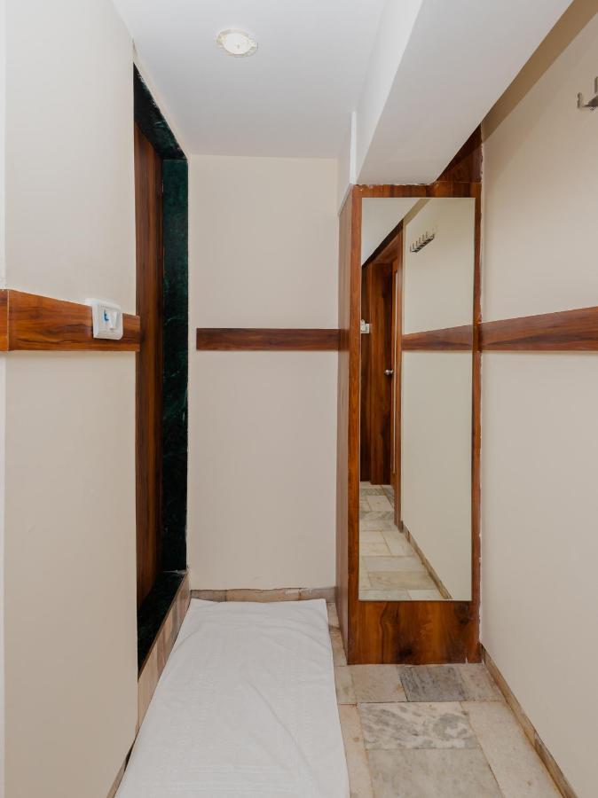 Hotel Kgn Near Cst Railway Station Mumbai And Haj House Mumbai Near Crawford Market Mumbai Hotel Mumbai