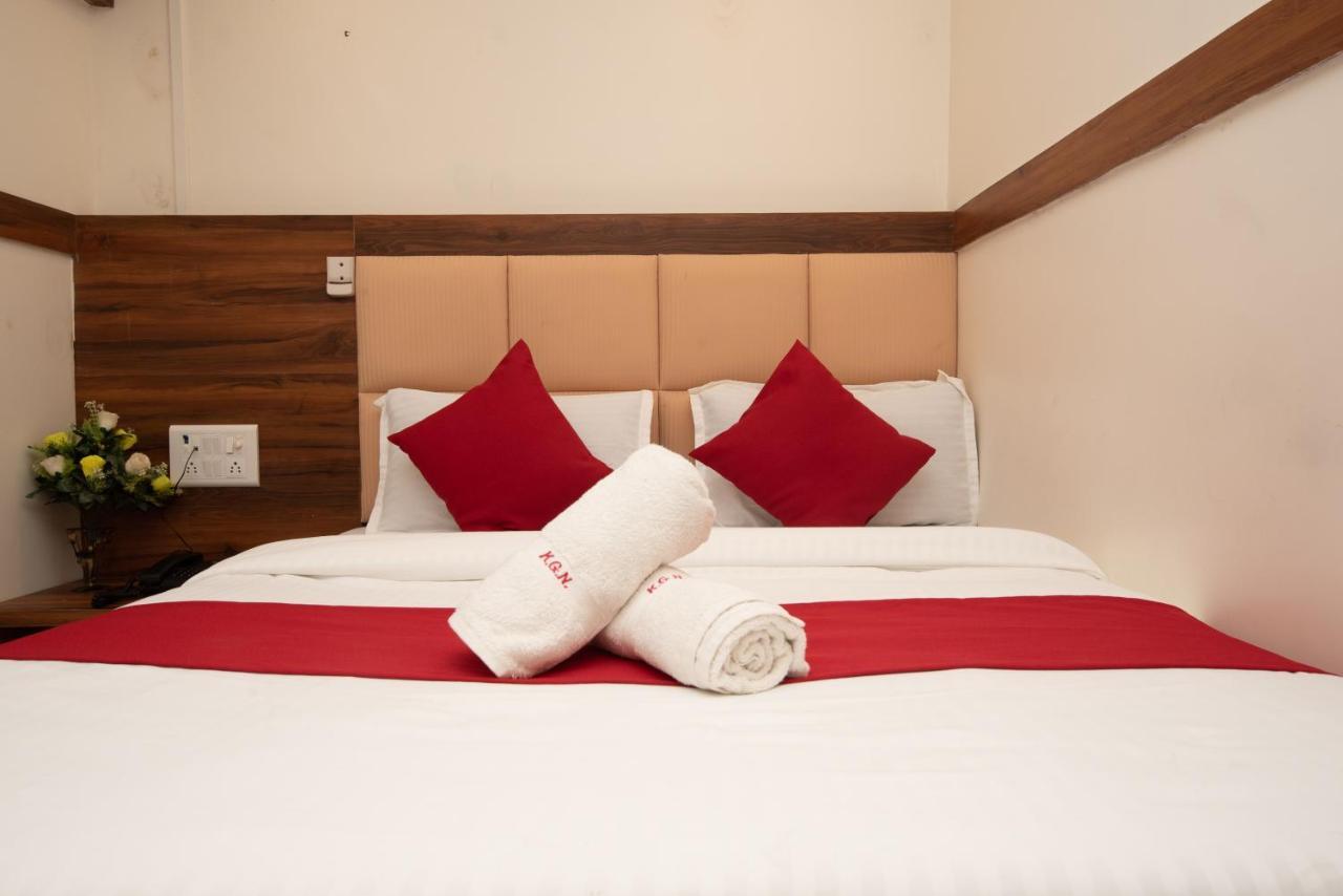 Hotel Kgn Near Cst Railway Station Mumbai And Haj House Mumbai Near Crawford Market Mumbai *