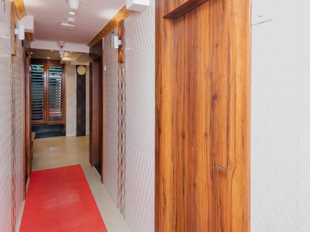 Hotel Hotel Kgn Near Cst Railway Station Mumbai And Haj House Mumbai Near Crawford Market Mumbai *