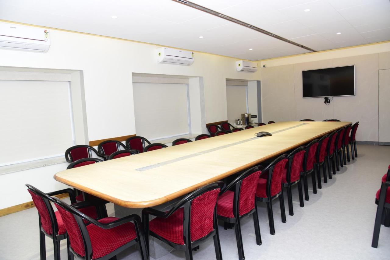 Ymca International House Hotel