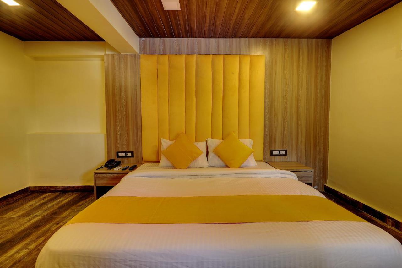 Priceless Hotel