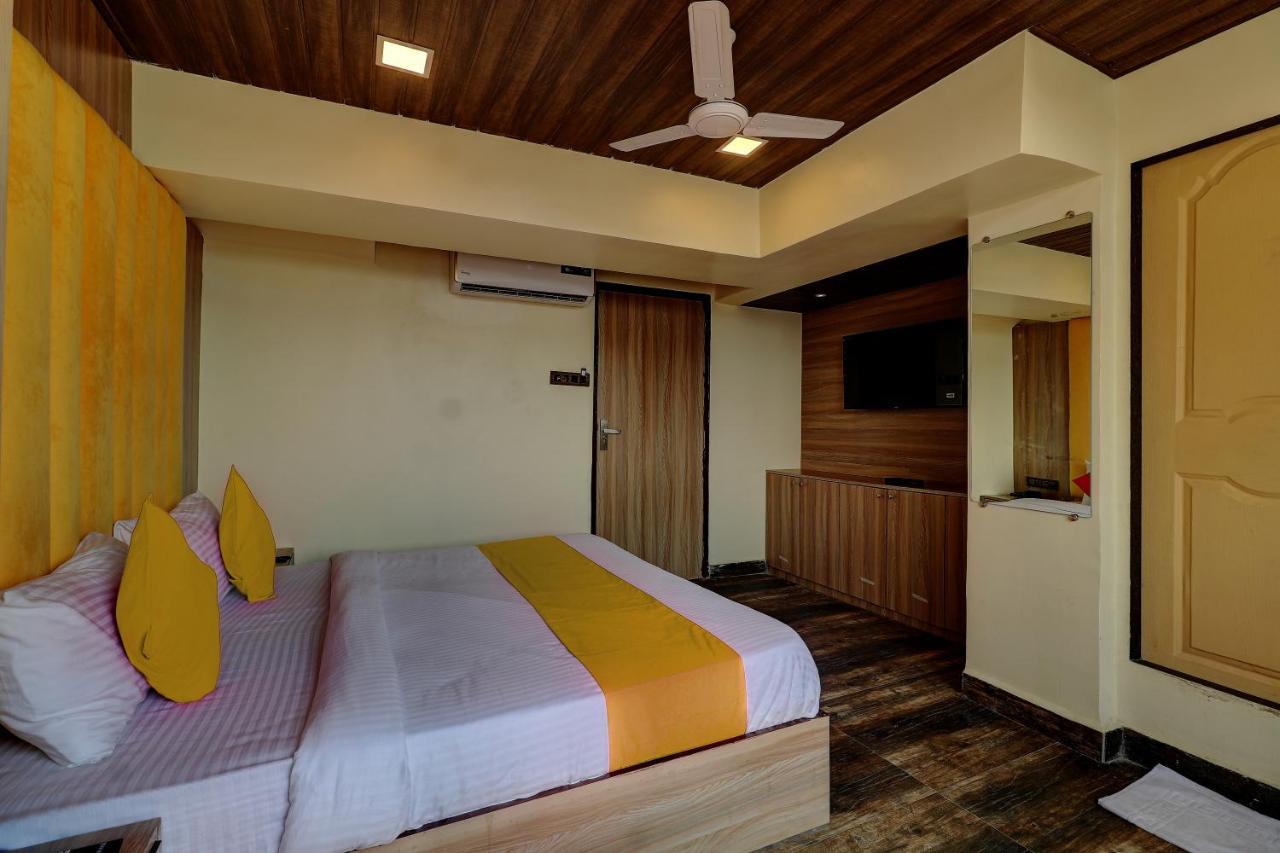 Hotel Priceless