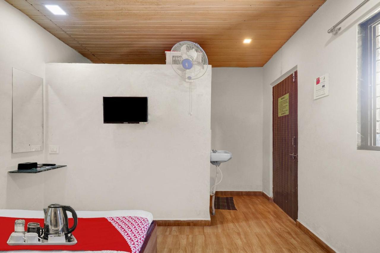 Oyo River Park Lodging And Boarding Hotel