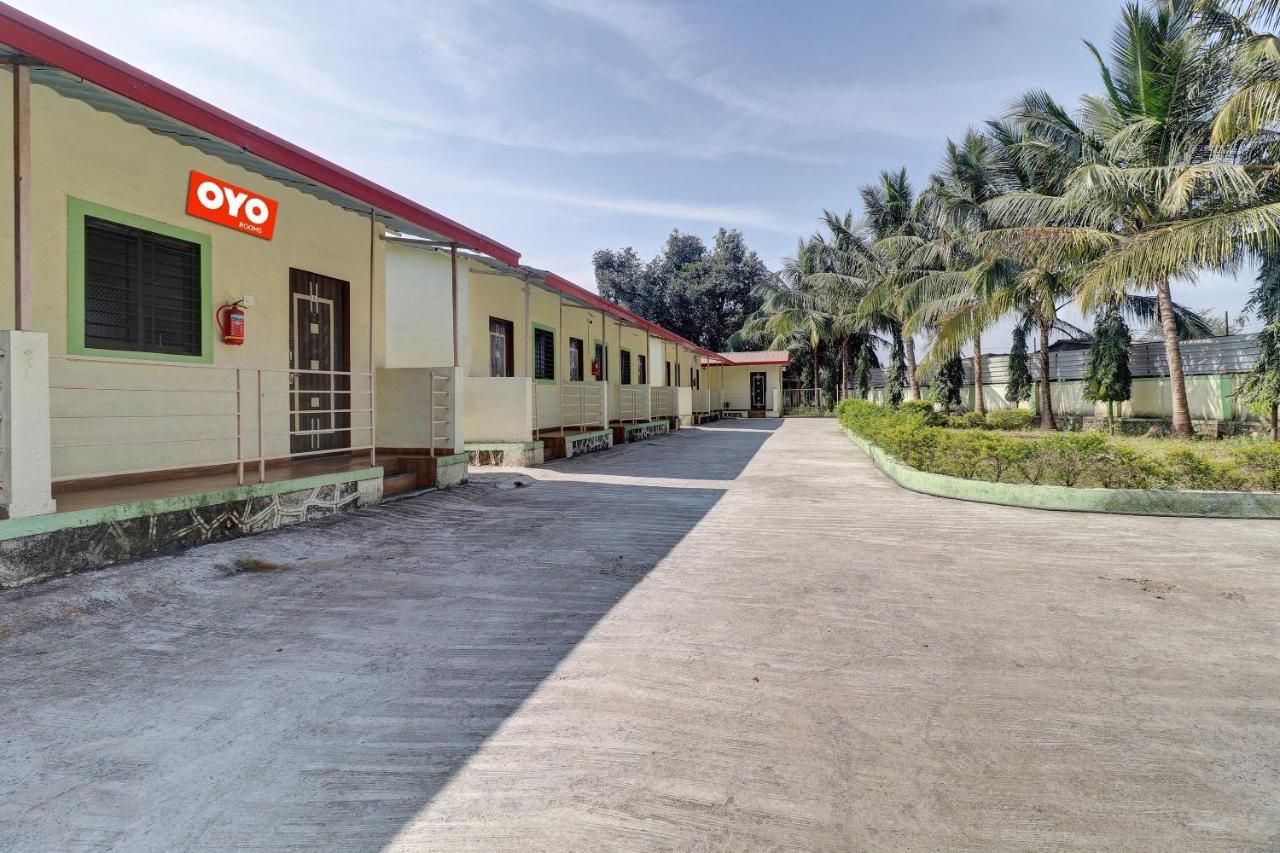 Oyo River Park Lodging And Boarding 3*