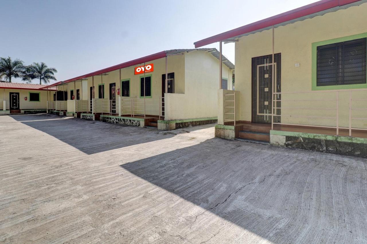 Oyo River Park Lodging And Boarding
