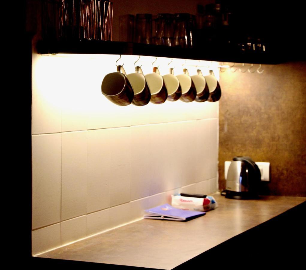 Hostel Gosolo Bandra Mumbai