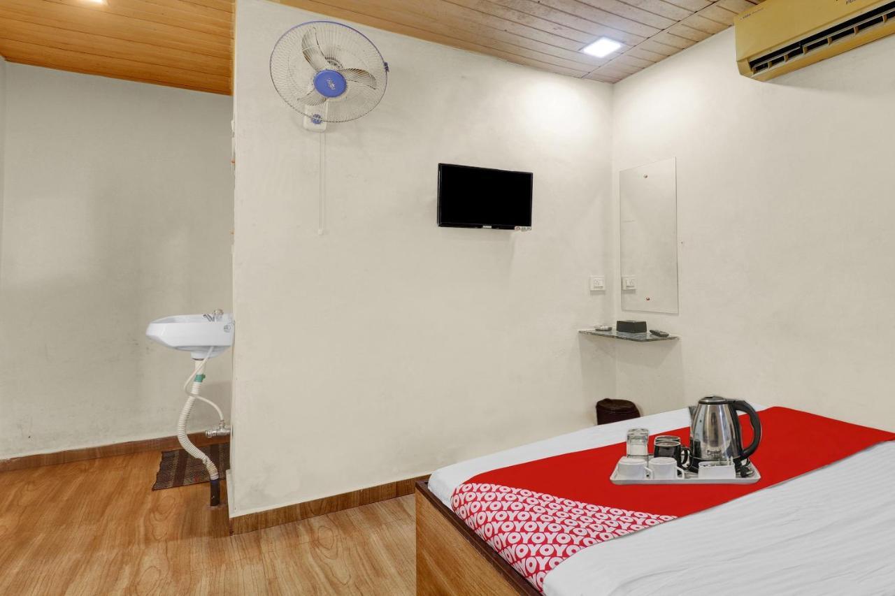 Hotel Oyo River Park Lodging And Boarding 3*